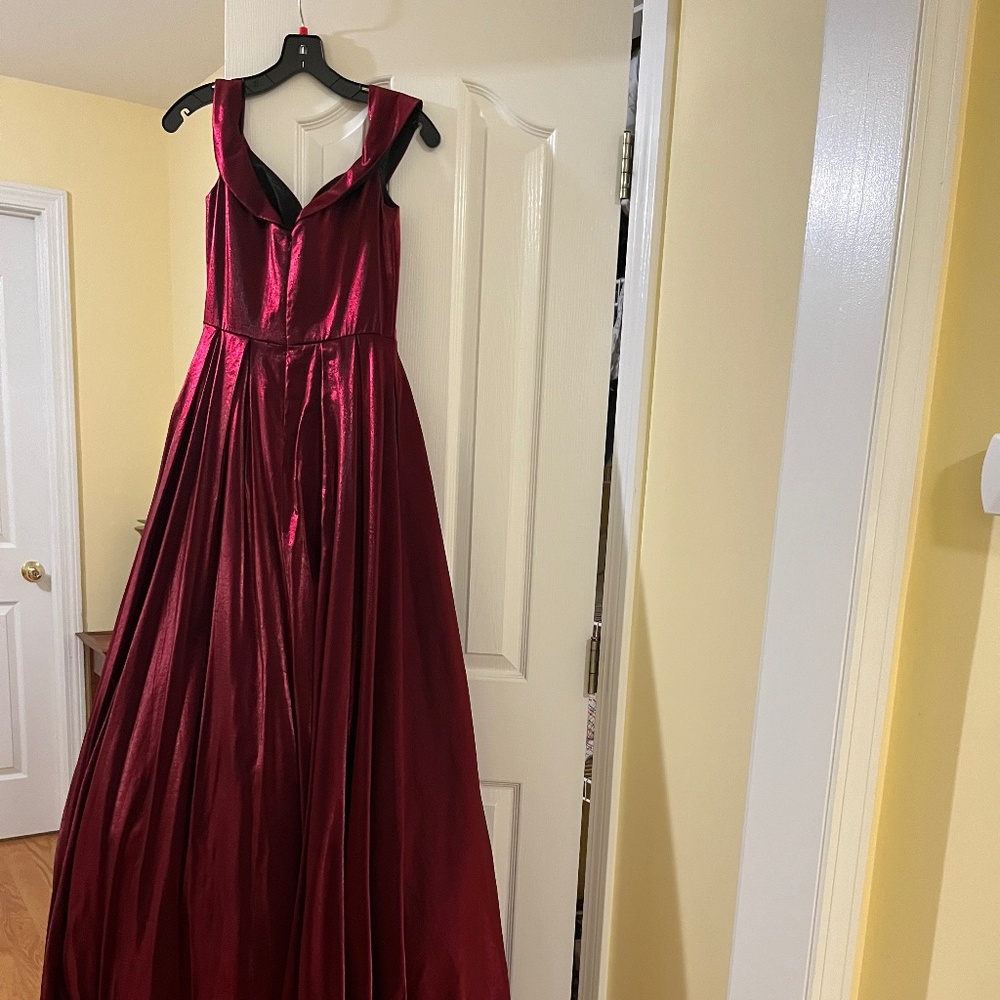 Ball gown for prom